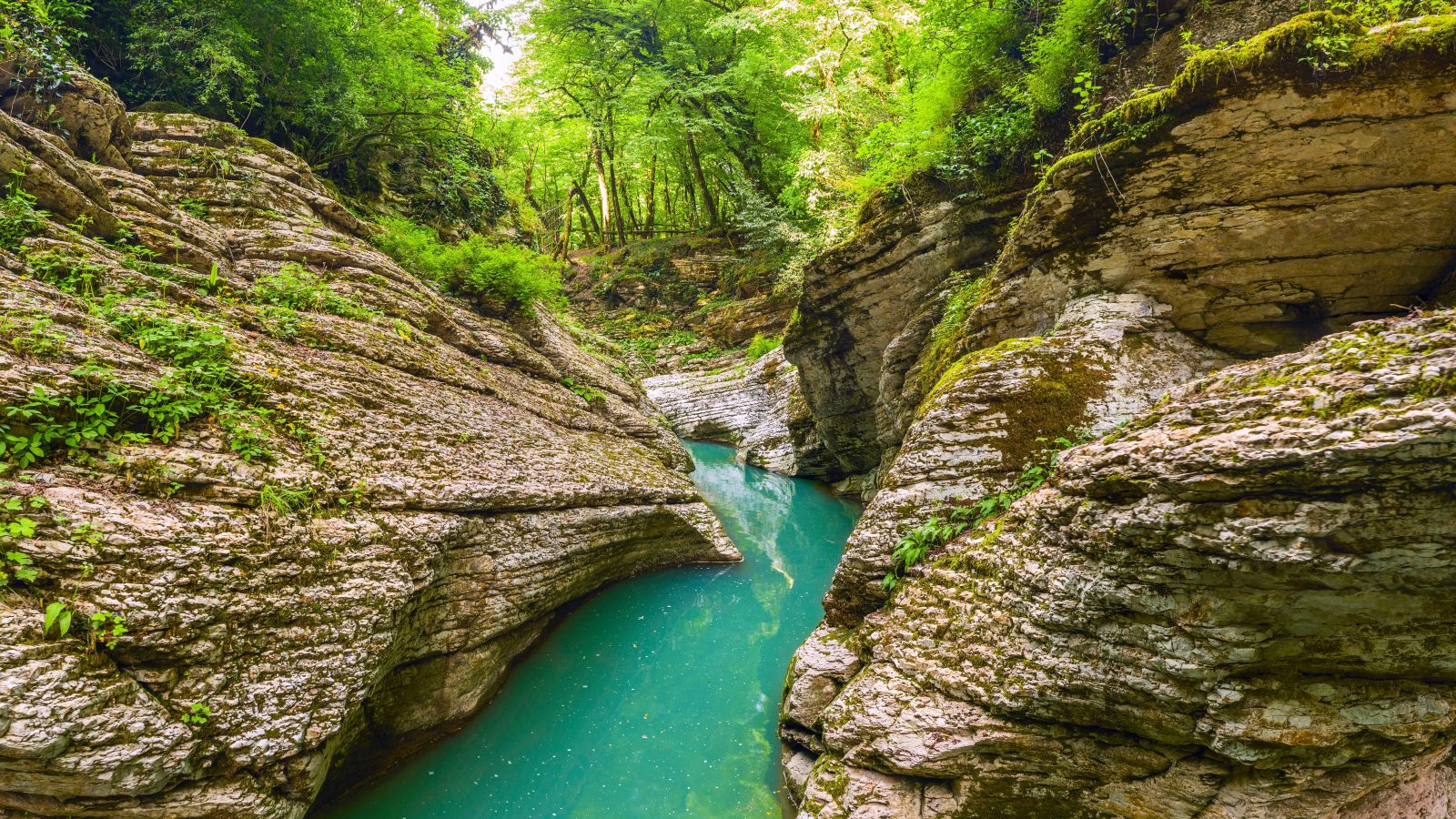 Услуги такси GARUDA Taxi до каньона Хашупсе