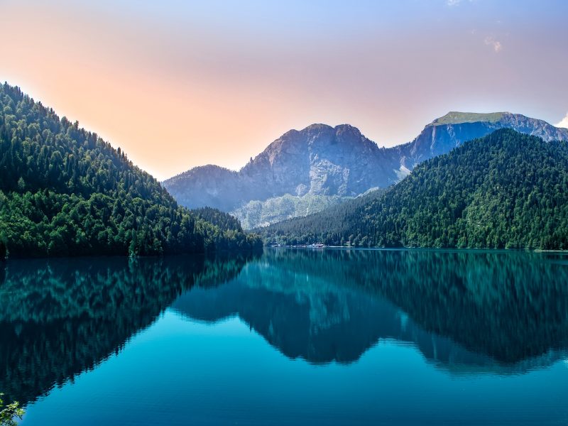 Такси до озера Рица в Абхазии